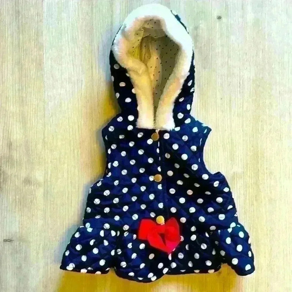 Little Me polka dot vest with faux fur hood size 12 months - Picture 1 of 3